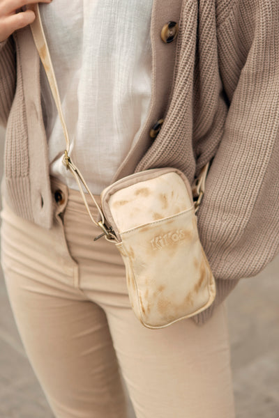 Clemen: Bolso para celular Natural Kiko's Shoes