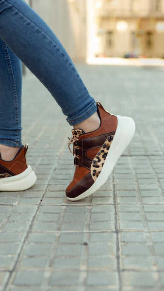 Ivy Chocolate - Print - Terracota