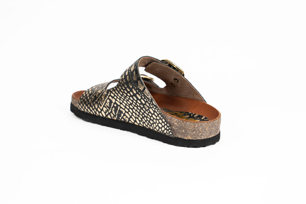 Sandalia Clover dos hebillas negro con oro Kiko's Shoes