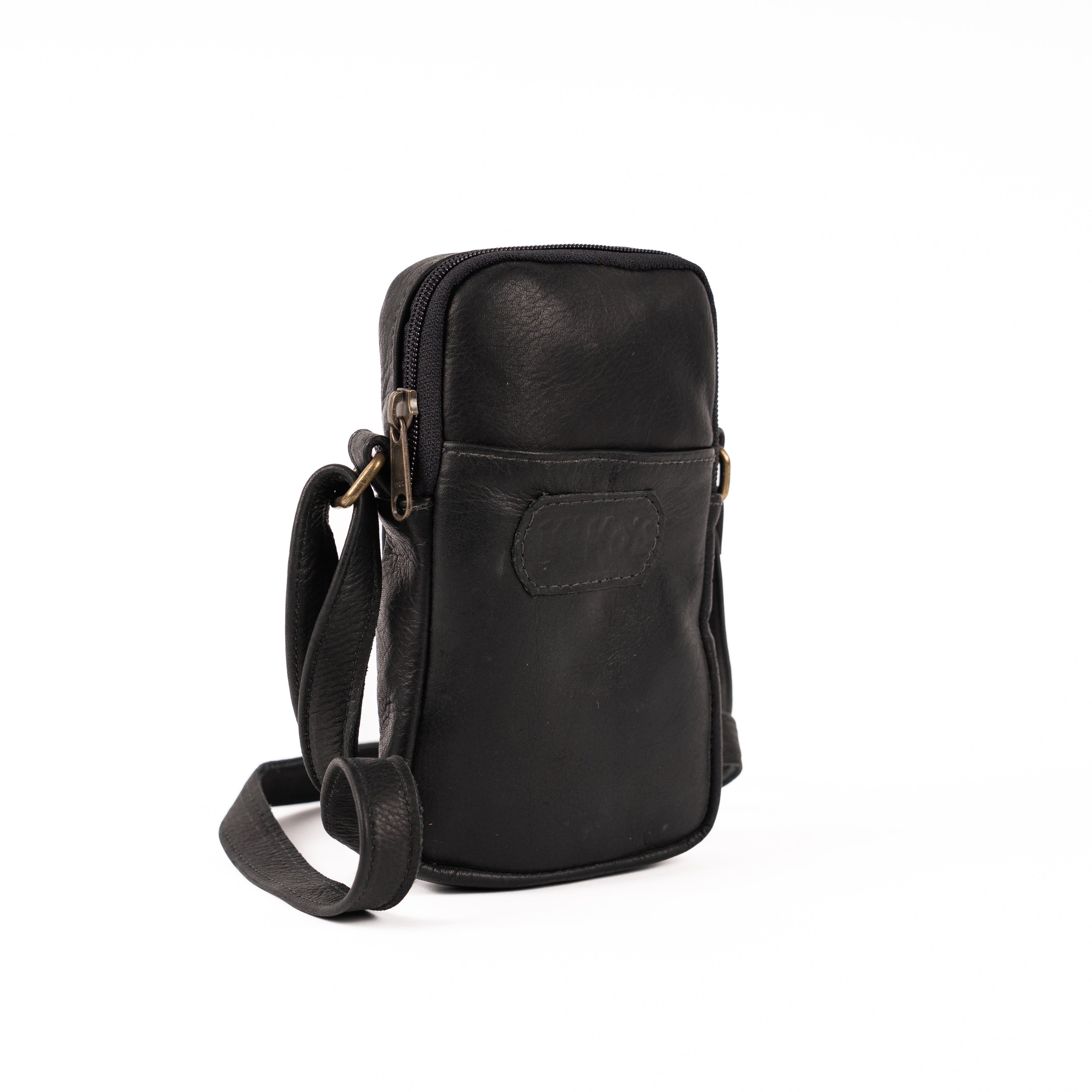 Clemen: Bolso para celular Negro Kiko's Shoes