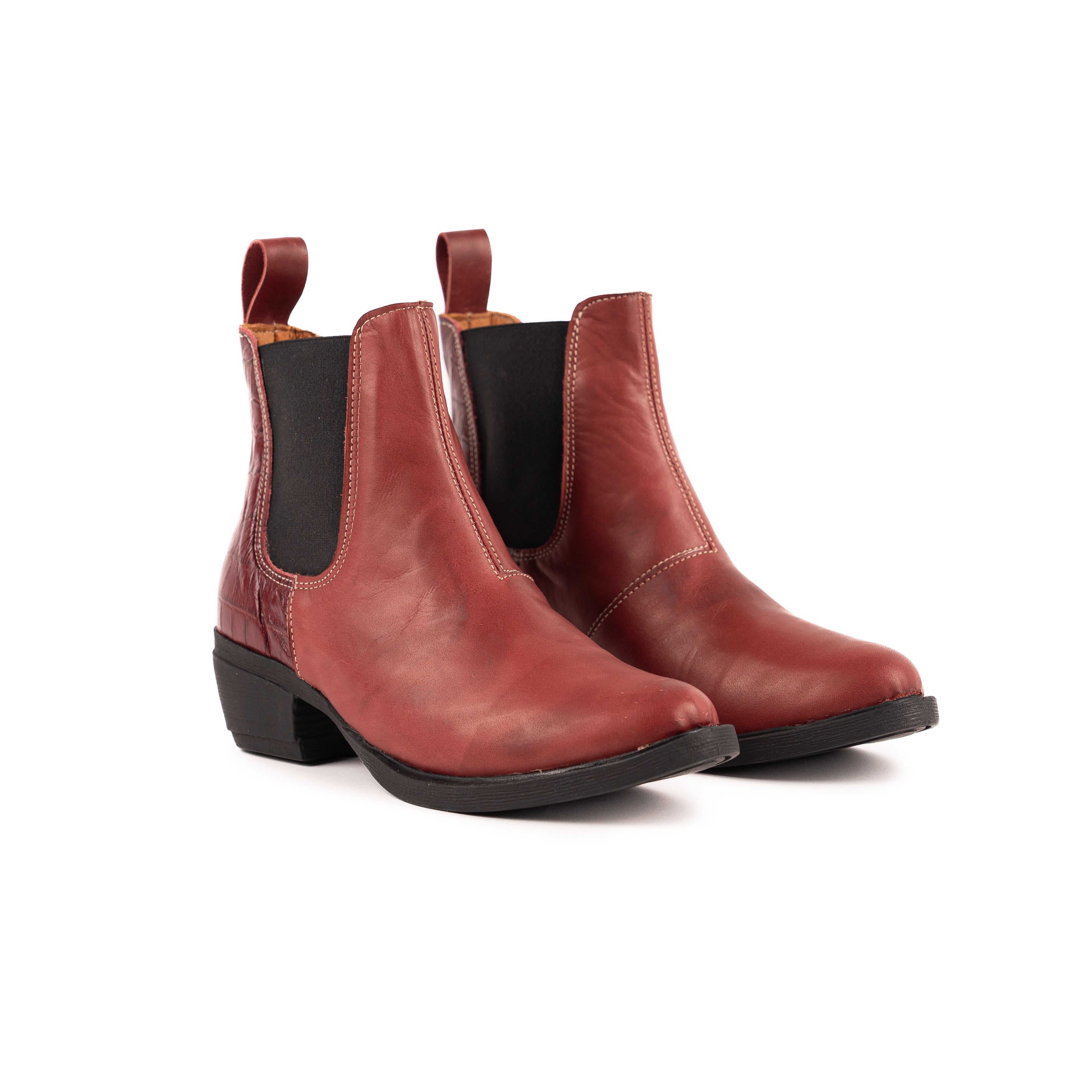 Luna Bordeaux Vanzetti