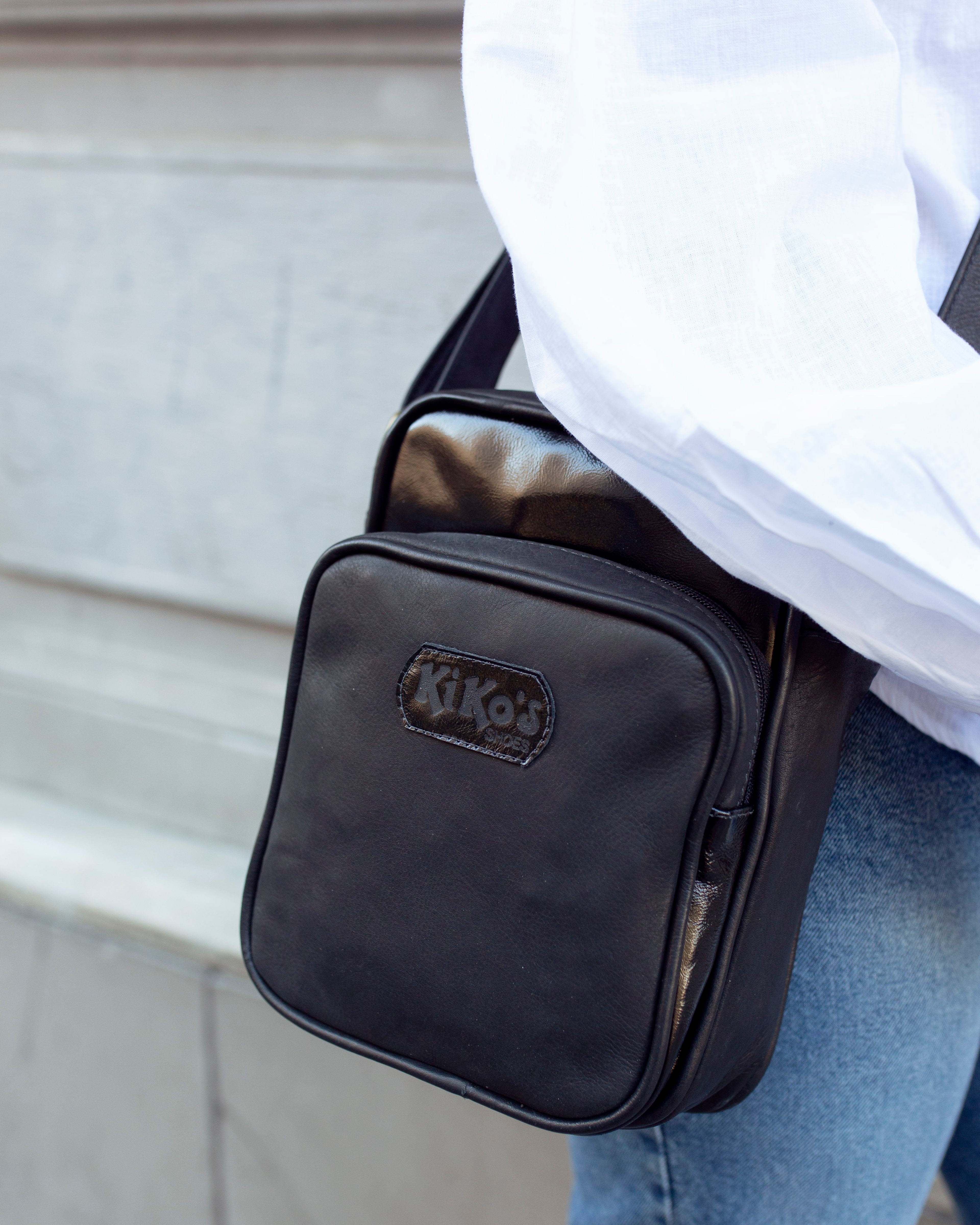 Vitto: Bandolera Negro Kiko's Shoes