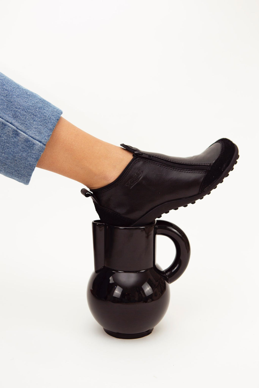 Bota Zipper Negro Dos Cierres Vanzetti