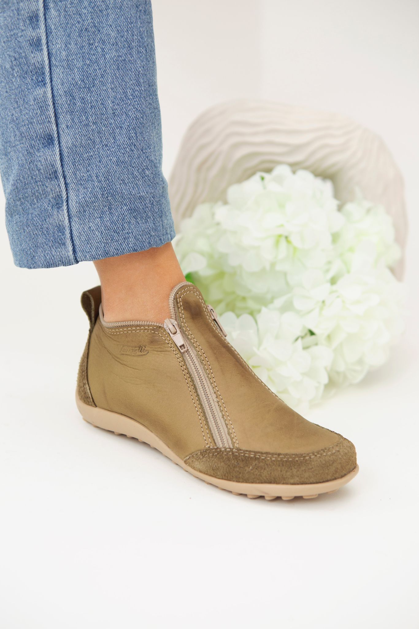 Bota Zipper Verde Dos Cierres Vanzetti