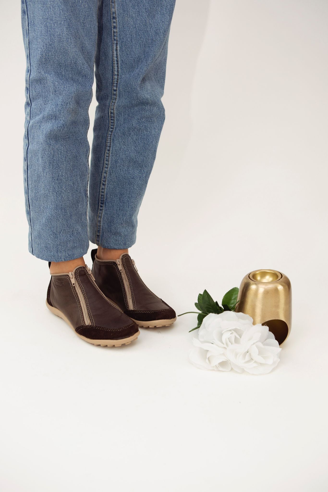 Bota Zipper Chocolate Dos Cierres Vanzetti