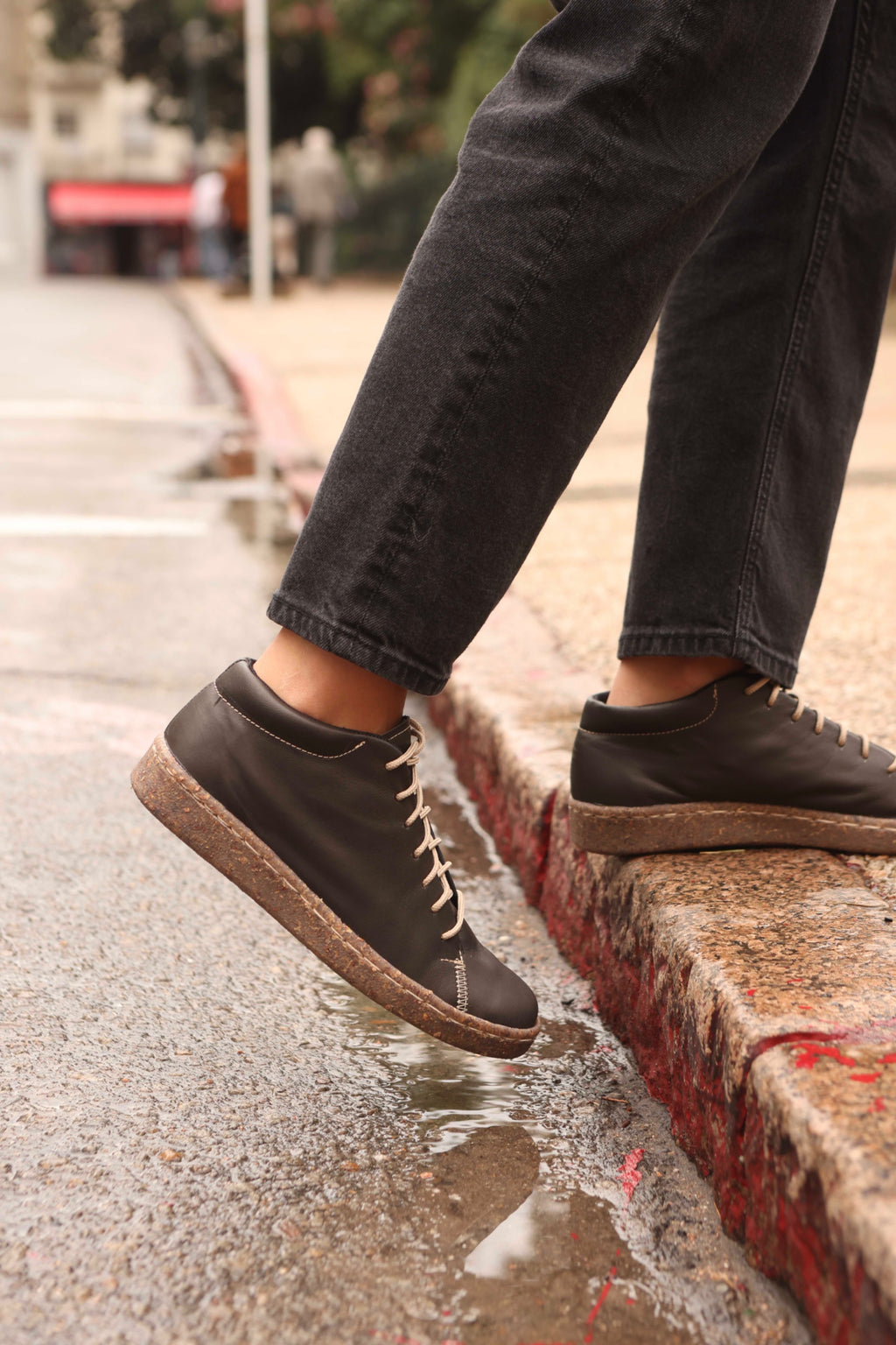 Sneaker Waver Chocolate Kiko's Shoes