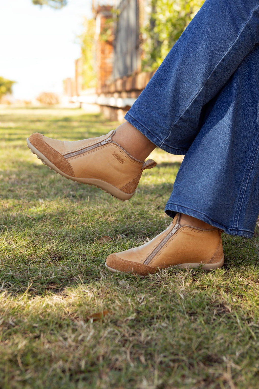 Bota Zipper Natural Dos Cierres Vanzetti